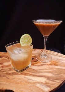 The moscow mule and black flip cocktails, representing the Super Bowl teams LA Rams and New England Patriots 